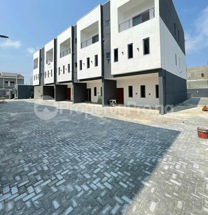 4 bedroom House for rent Ikate Lekki Lagos