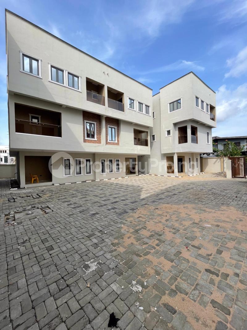 4 bedroom House for sale Gbagada Lagos