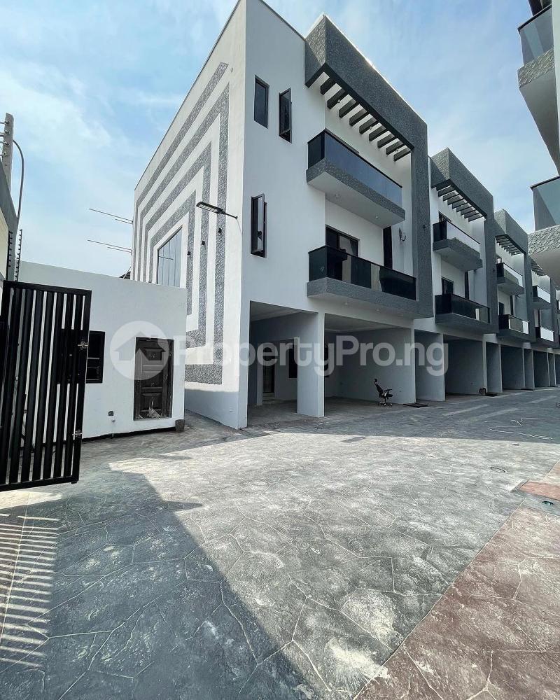 4 bedroom House for sale Ologolo Lekki Lagos