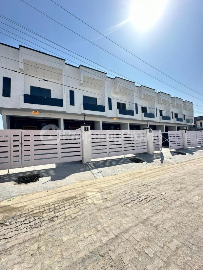 4 bedroom House for sale Ikota Lekki Lagos