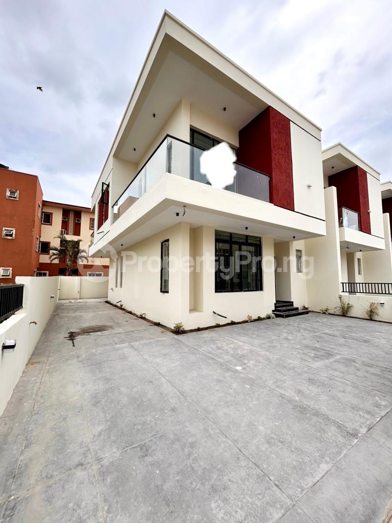 3 bedroom House for sale Sangotedo Ajah Lagos
