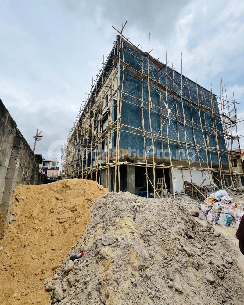 4 bedroom House for sale Ogba Lagos