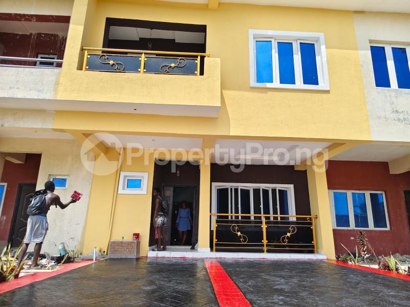4 bedroom House for sale Awoyaya Ajah Lagos