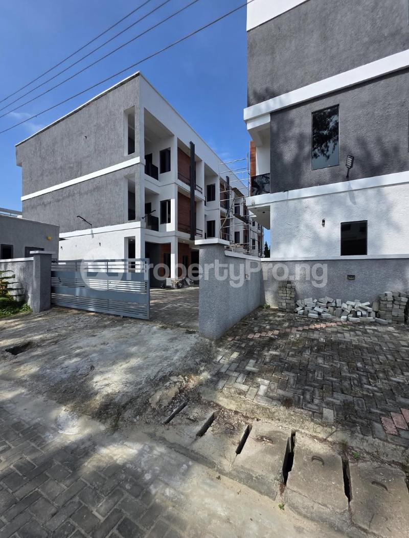 4 bedroom House for sale Osapa london Lekki Lagos