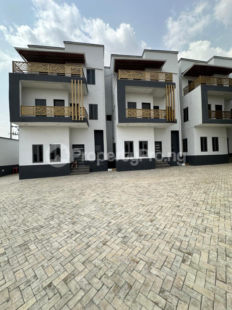 4 bedroom House for rent Beside Dunamis Glory Dome Church Lugbe Abuja