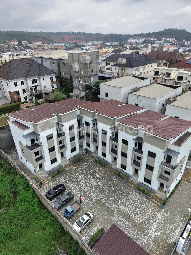 4 bedroom House for rent Guzape Abuja
