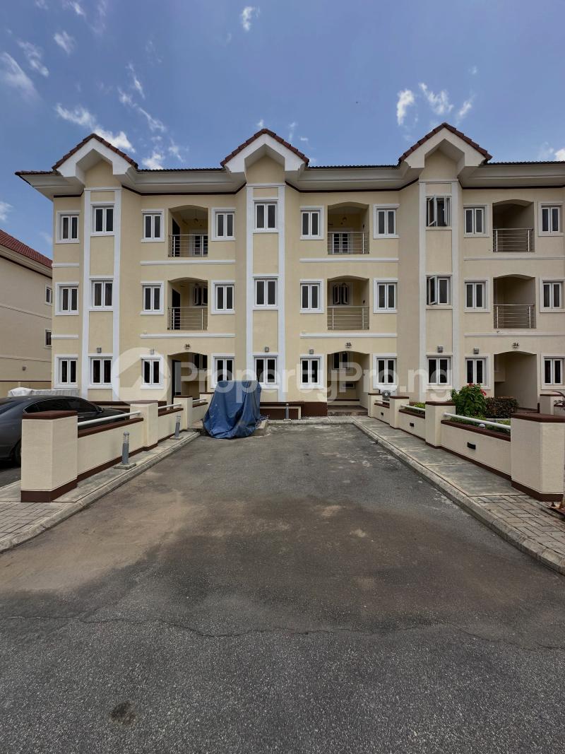 4 bedroom House for sale Life Camp Abuja