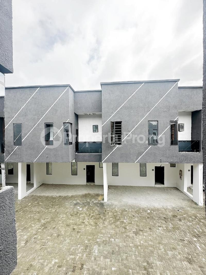 4 bedroom House for sale orchid Lekki Lagos