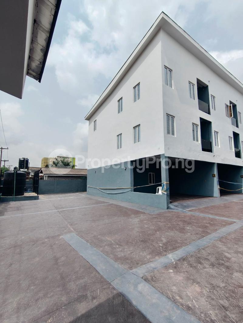 4 bedroom House for sale Adeniyi Jones Ikeja Lagos