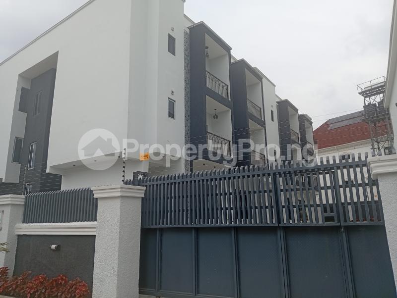 4 bedroom House for sale Jahi Tarred Road By Shafa Filling Station Jahi Abuja