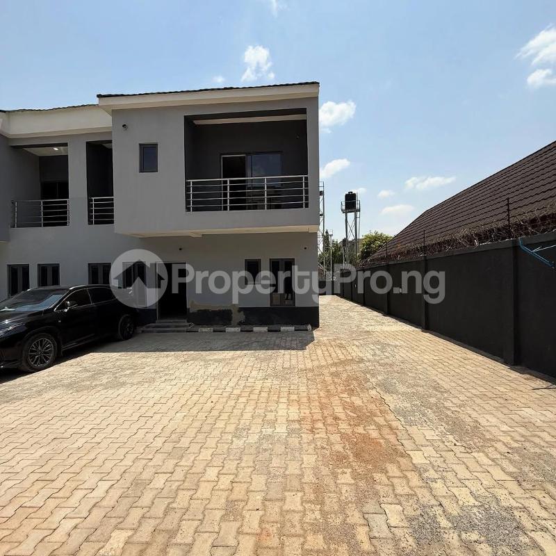 4 bedroom House for rent Kado Abuja
