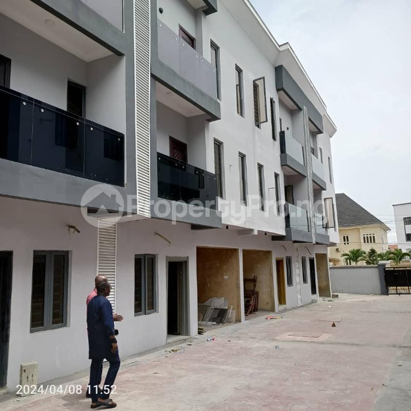 4 bedroom House for rent Shonibare Estate Maryland Ikeja Lagos