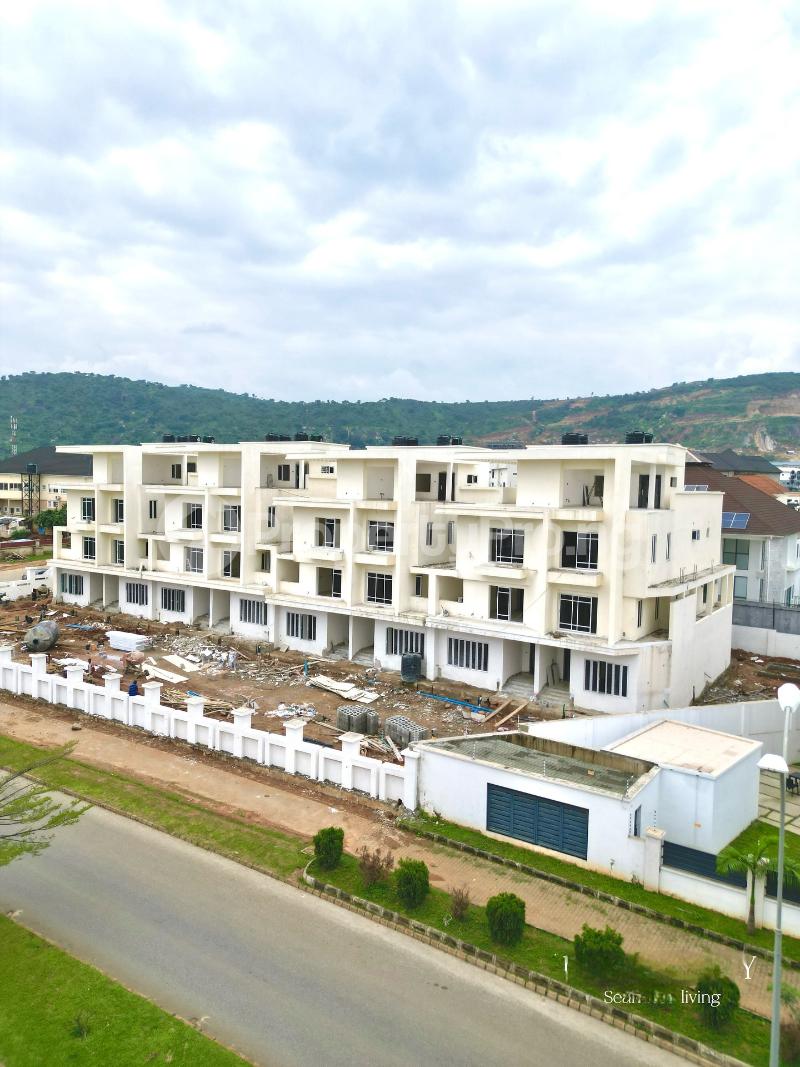 4 bedroom House for sale Diplomatic Zone, Katampe Ext Abuja