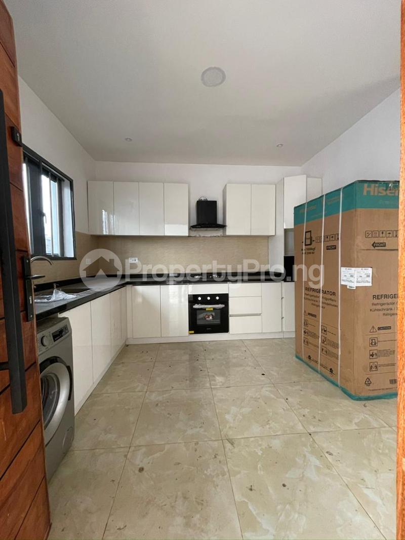 4 bedroom House for rent Admiralty Way Lekki Phase 1 Lekki Lagos