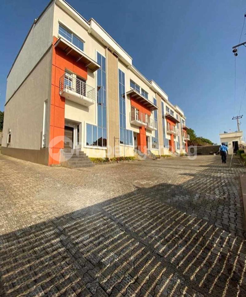 4 bedroom House for sale Guzape Abuja