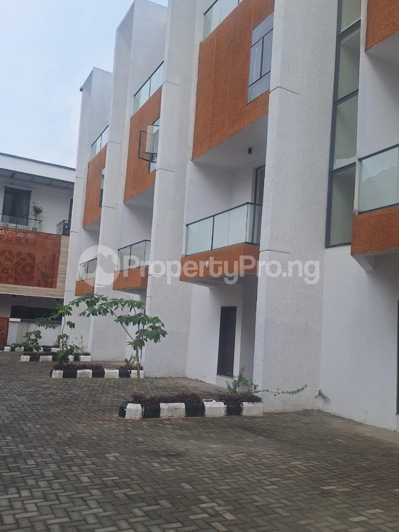 4 bedroom House for sale Maryland Lagos