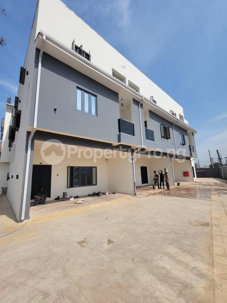 4 bedroom House for sale Surulere Lagos