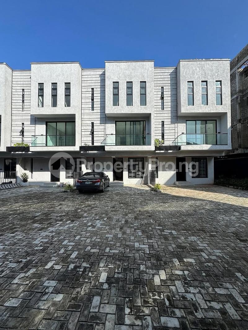 4 bedroom House for rent Ikate Lekki Lagos