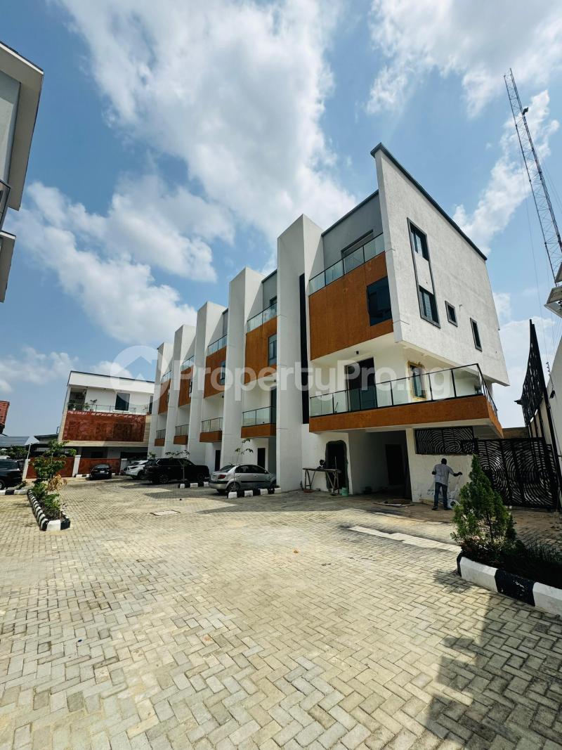 4 bedroom House for sale Maryland Lagos