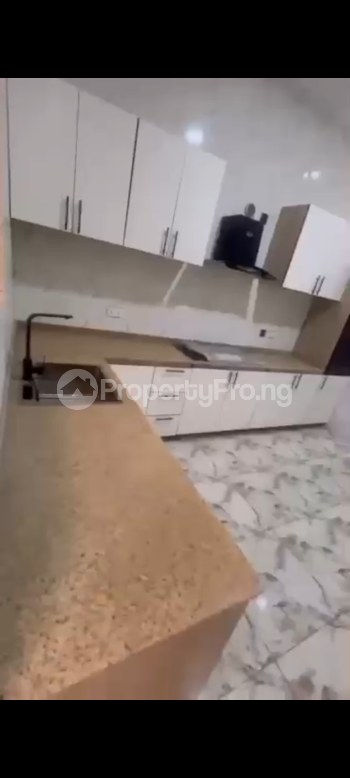 4 bedroom House for rent Metro Homes Estate Abraham adesanya estate Ajah Lagos