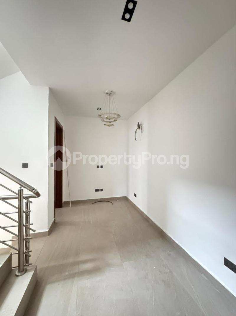 4 bedroom House for sale Magodo GRA Phase 2 Kosofe/Ikosi Lagos