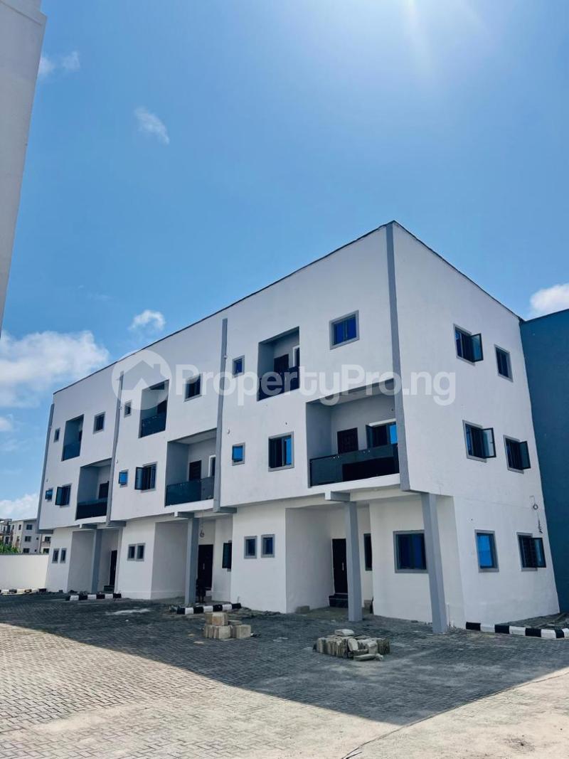 4 bedroom House for sale Zularich Residence Estate 2 Monastery road Sangotedo Lagos - 0