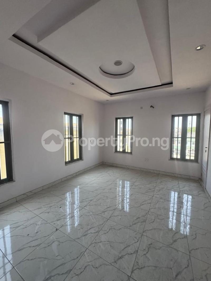 4 bedroom House for sale Platinum Way Ikate Lekki Lagos