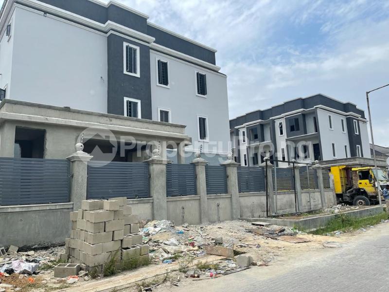 4 Bedroom House in Lekki Phase 1 Lekki Lagos House for sale in lekki