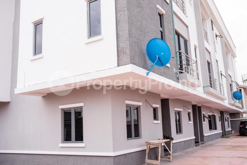 4 bedroom House for sale Orchid Road chevron Lekki Lagos