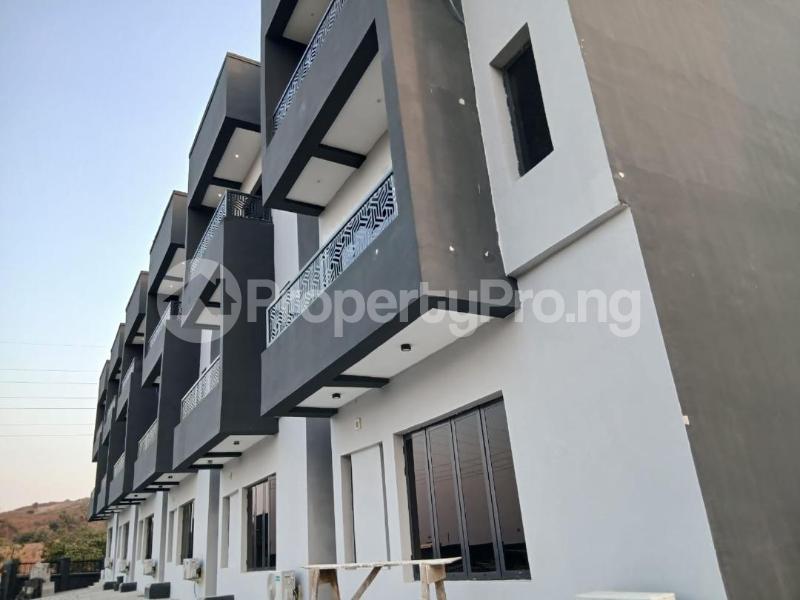 4 bedroom House for sale Guzape Abuja