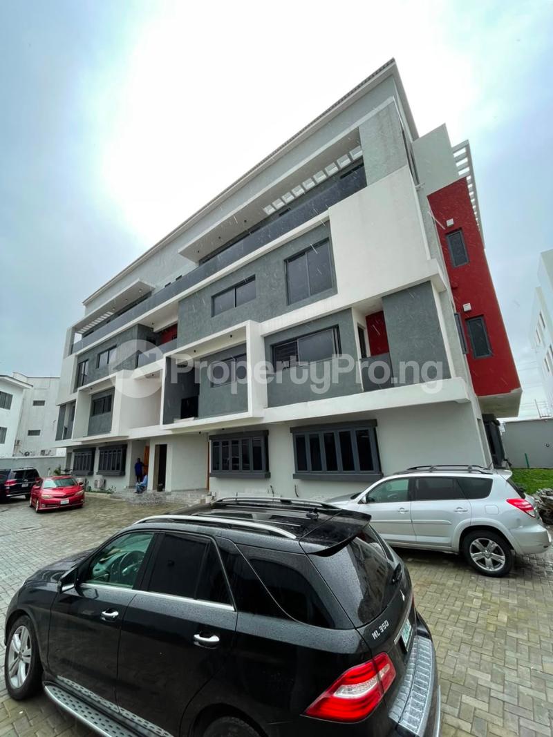 4 bedroom House for rent ONIRU Victoria Island Lagos