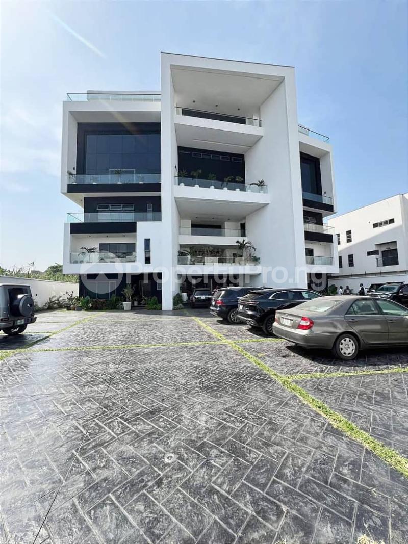 4 bedroom House for sale Off Banana Island Road Ikoyi Lagos