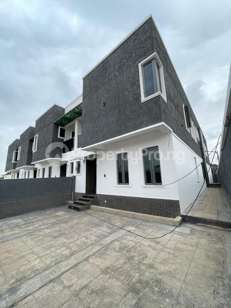 4 bedroom House for sale Mende Maryland Lagos