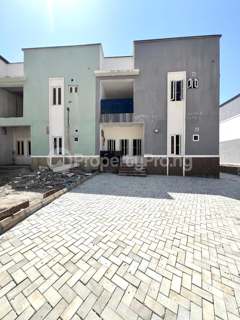 4 bedroom House for sale Gwarinpa Abuja