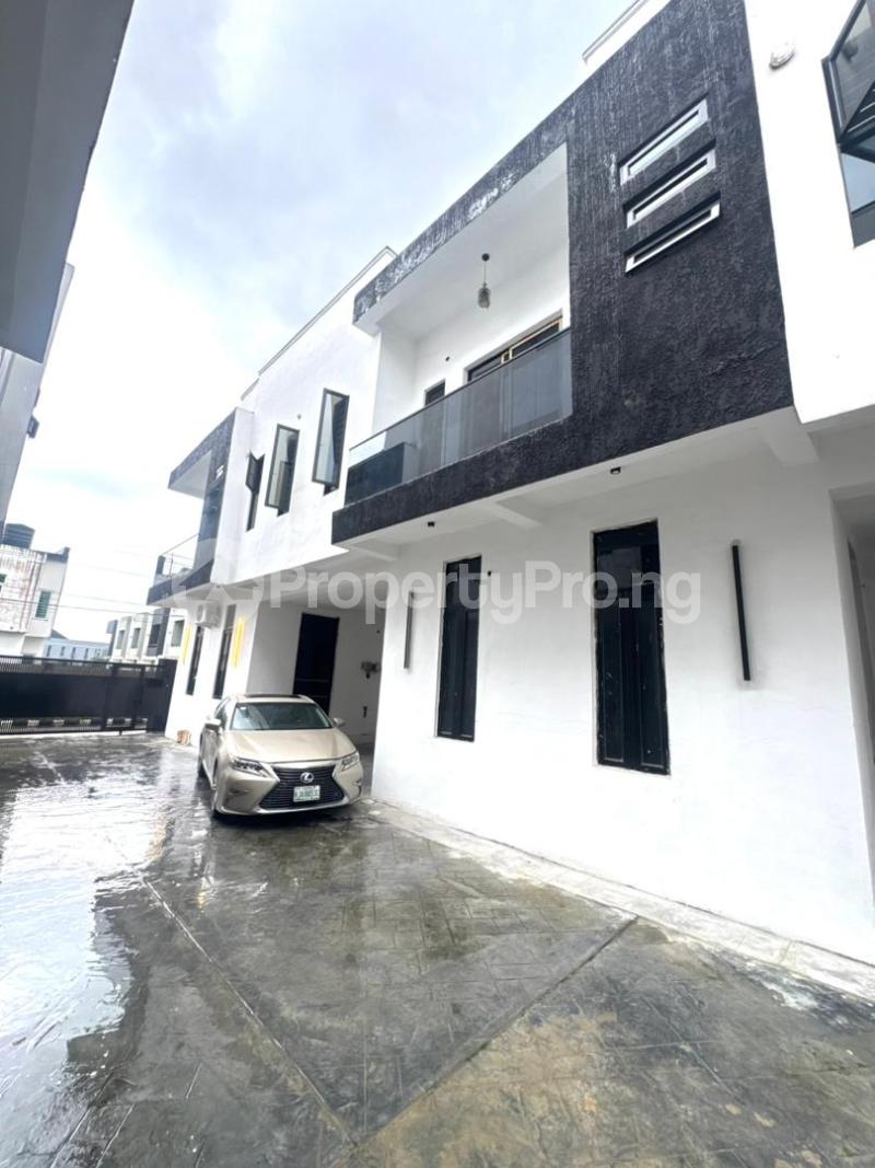 4 bedroom House for rent Abraham adesanya estate Ajah Lagos