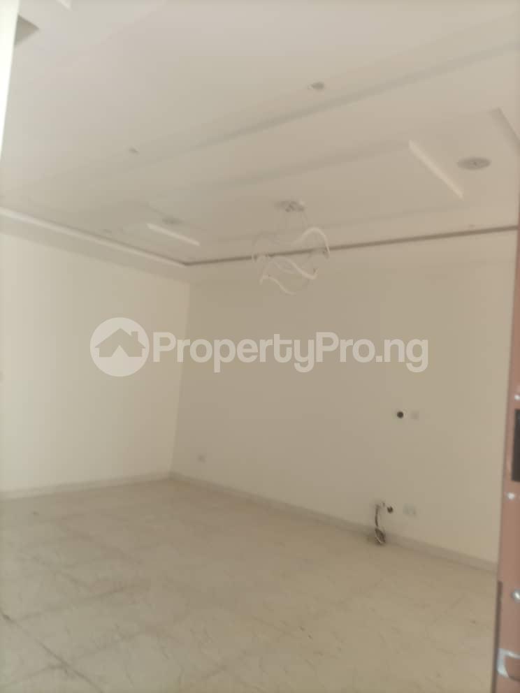 4 bedroom House for rent Orchid Road Ikota Lekki Lagos