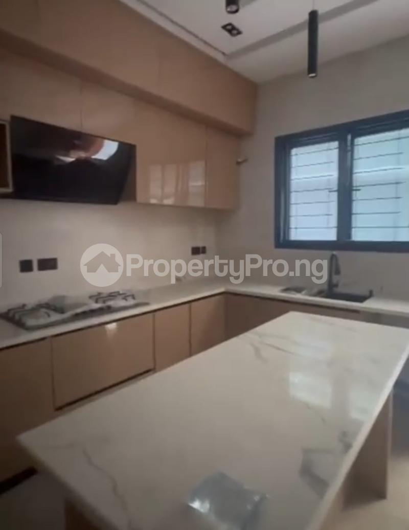 4 bedroom House for rent Omole phase 2 Ojodu Lagos