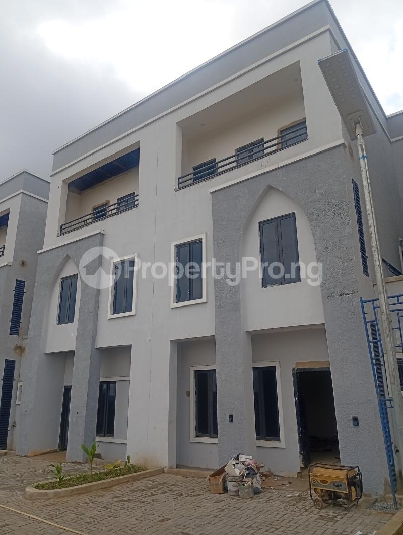 4 bedroom House for sale By Living Faith Jahi Abuja