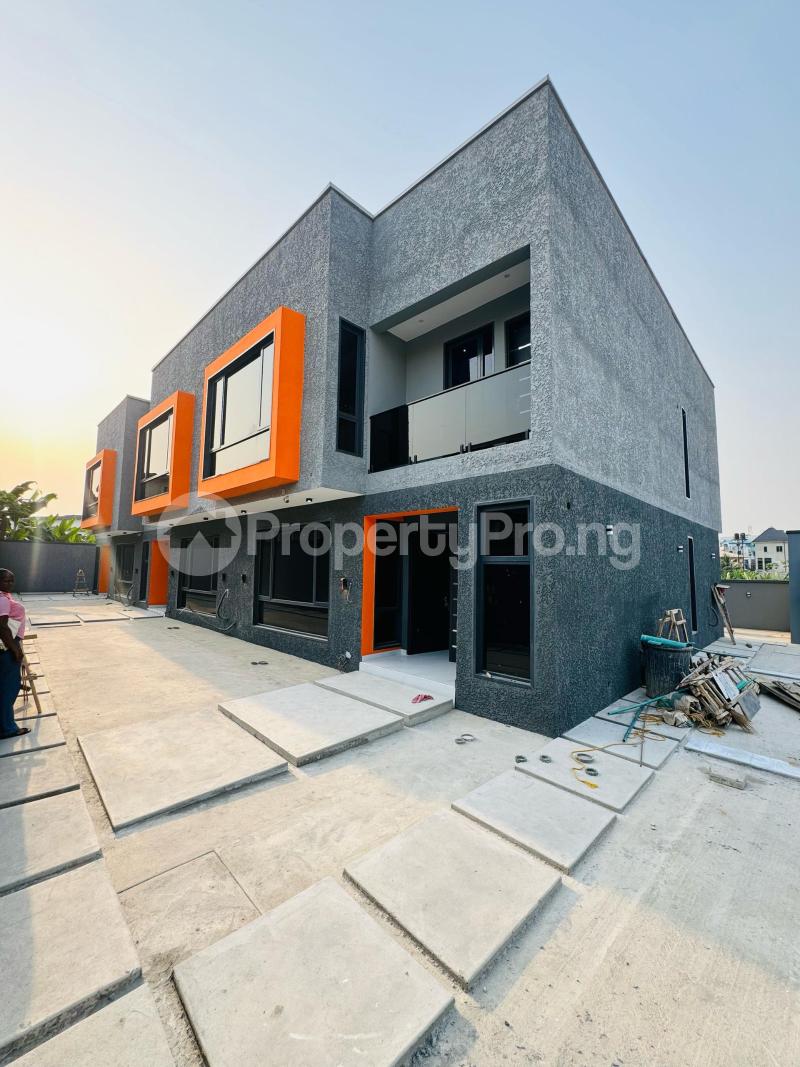 4 bedroom House for sale Maryland Lagos