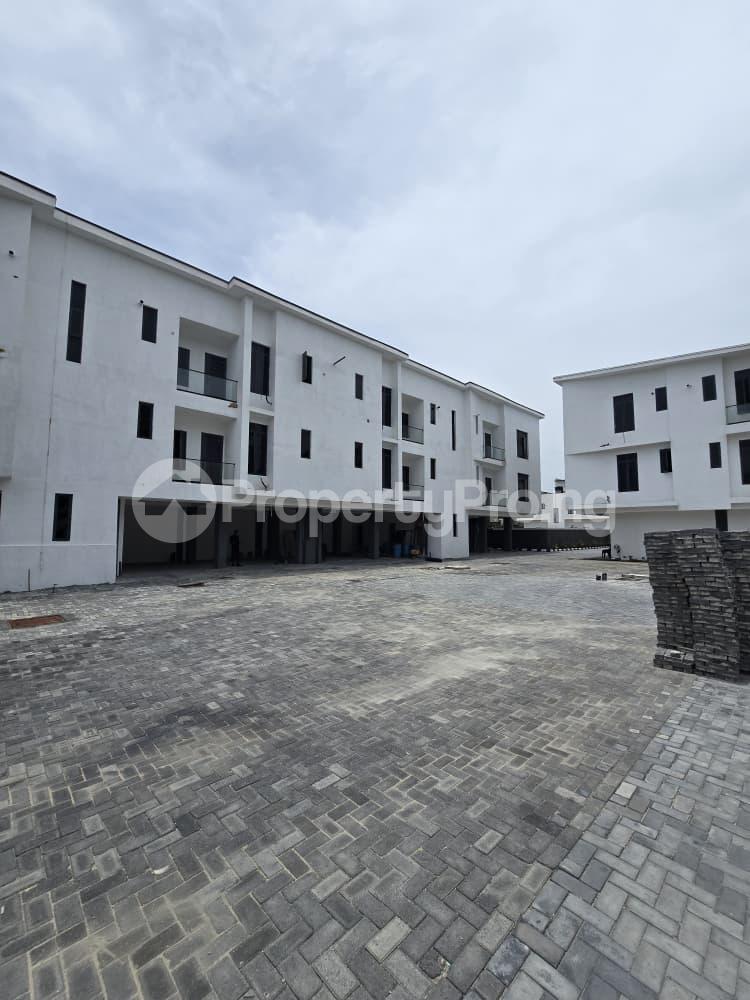 4 bedroom House for sale Ikate Lekki Lagos