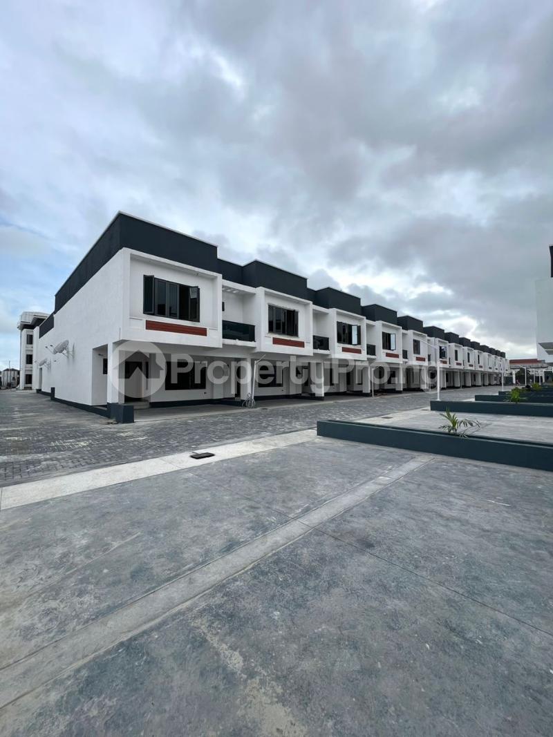 4 bedroom House for sale Osapa london Lekki Lagos