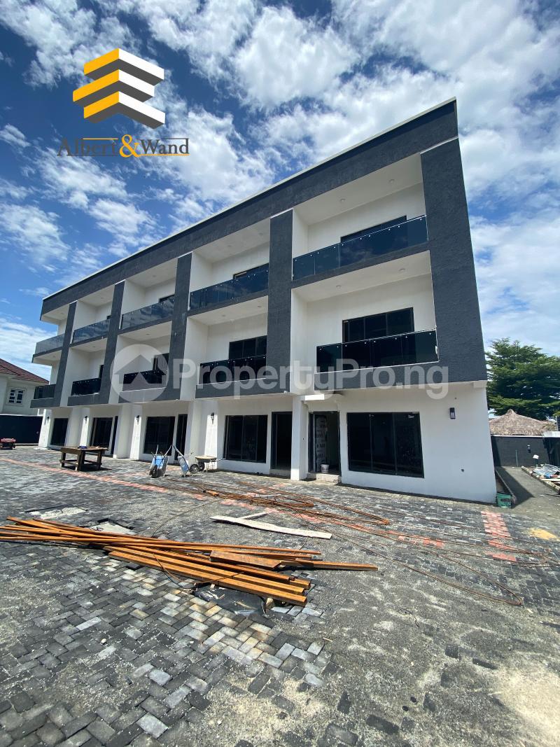 4 bedroom House for sale X Lekki Phase 1 Lekki Lagos