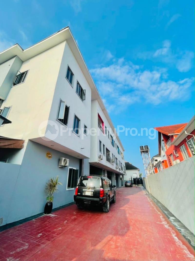 4 bedroom House for rent Ilasan Lekki Lagos