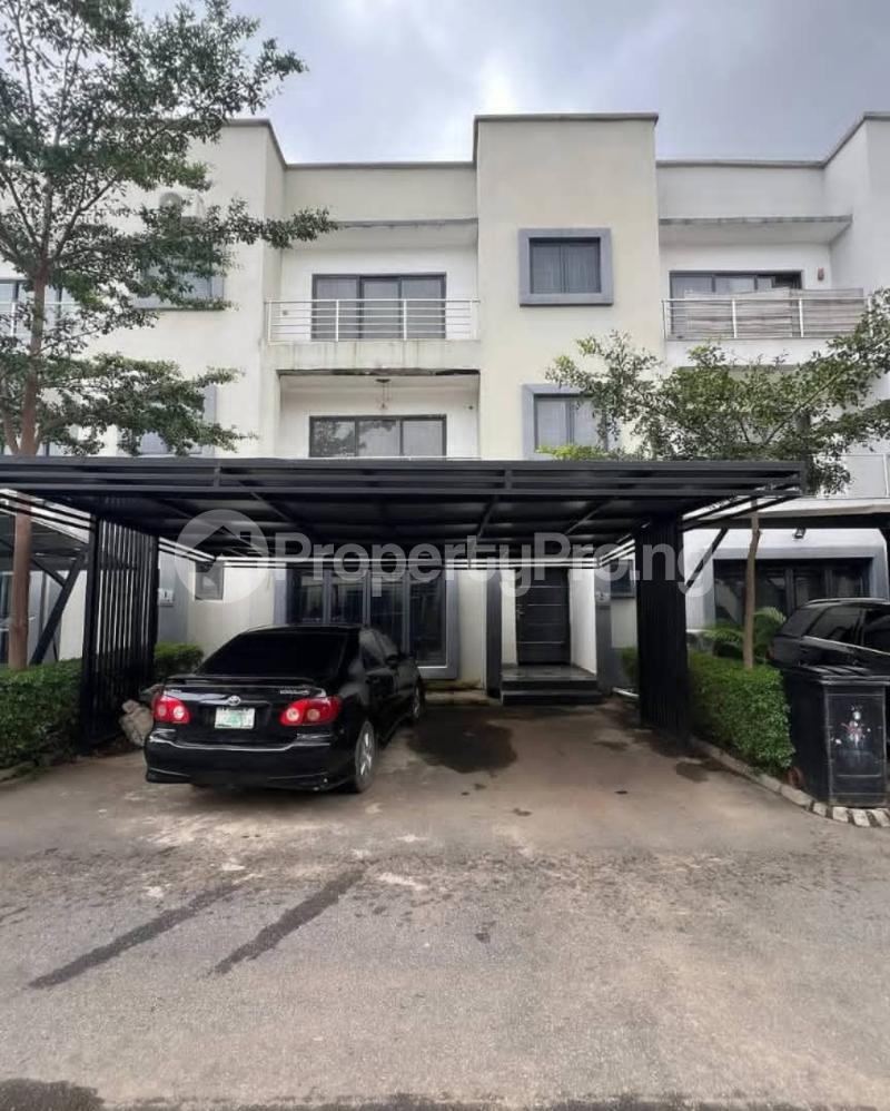 4 bedroom House for sale By Nepa Junction, Coming From Gudu Apo Abuja