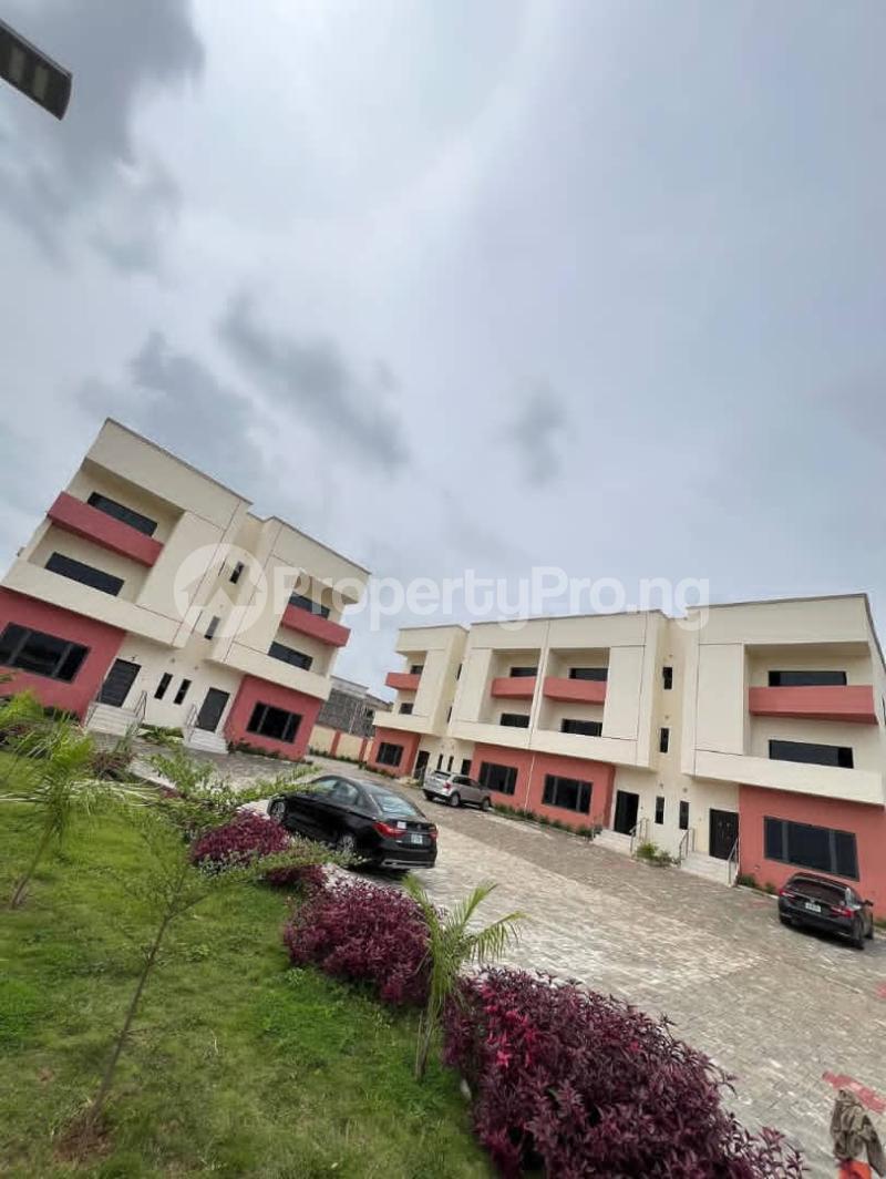 4 bedroom House for sale Durumi Abuja