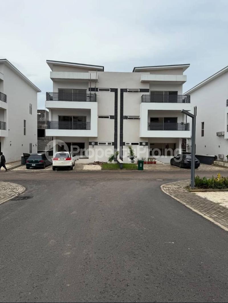 4 bedroom House for sale Life Camp Abuja