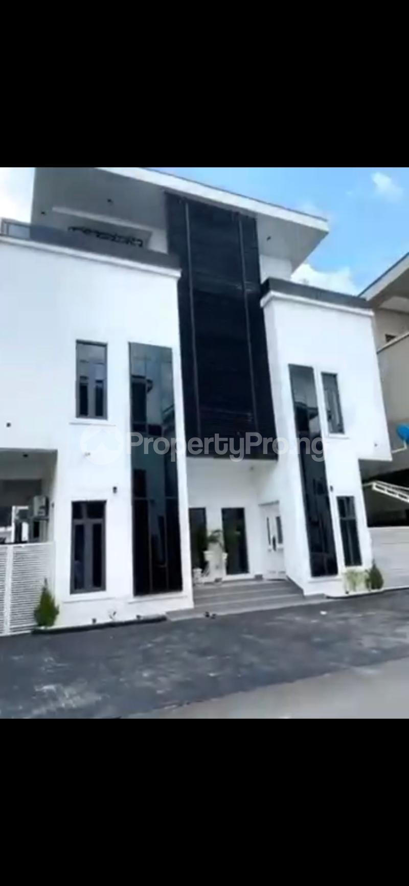 4 bedroom House for sale Jahi Abuja