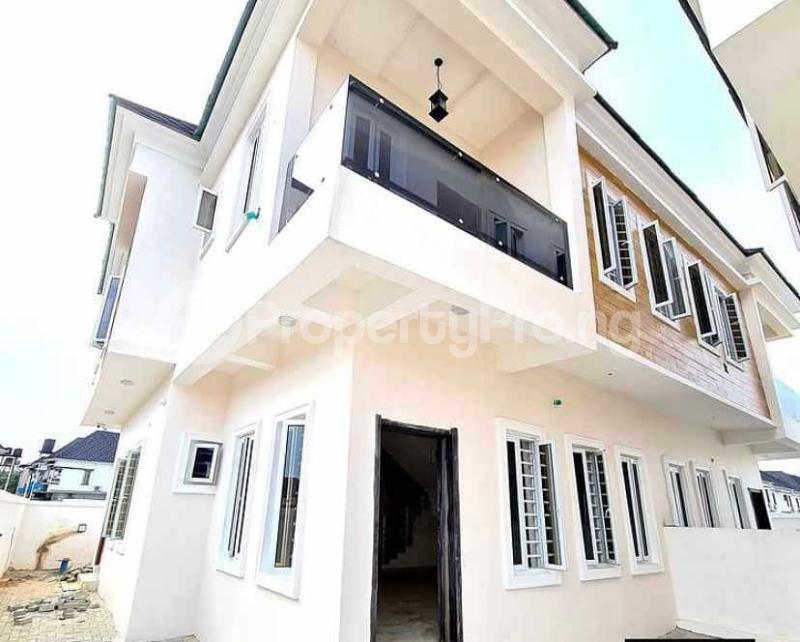 4 bedroom House for sale Alternative Route chevron Lekki Lagos