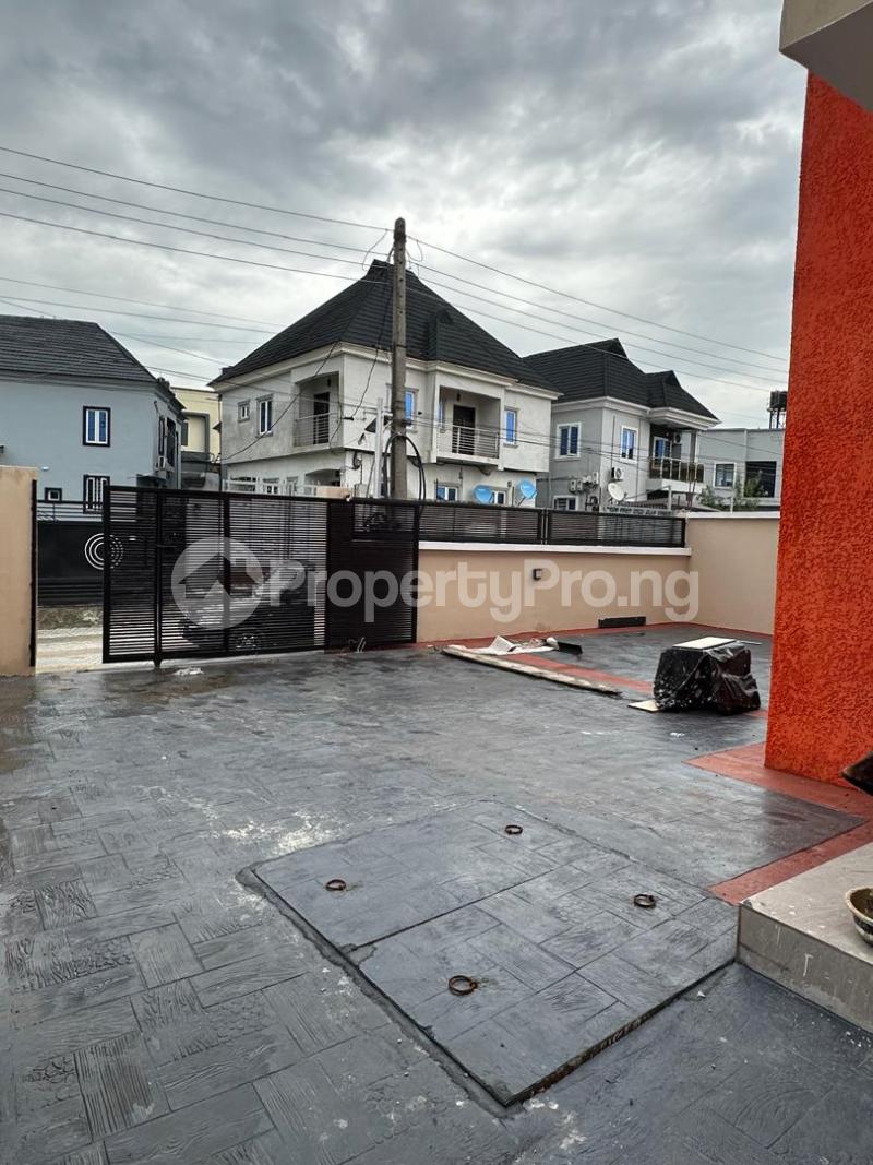 4 bedroom House for sale Gbagada Lagos