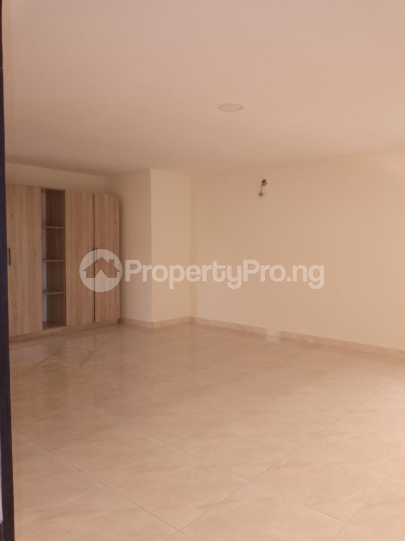 4 bedroom House for rent By Aduvie Jahi Abuja